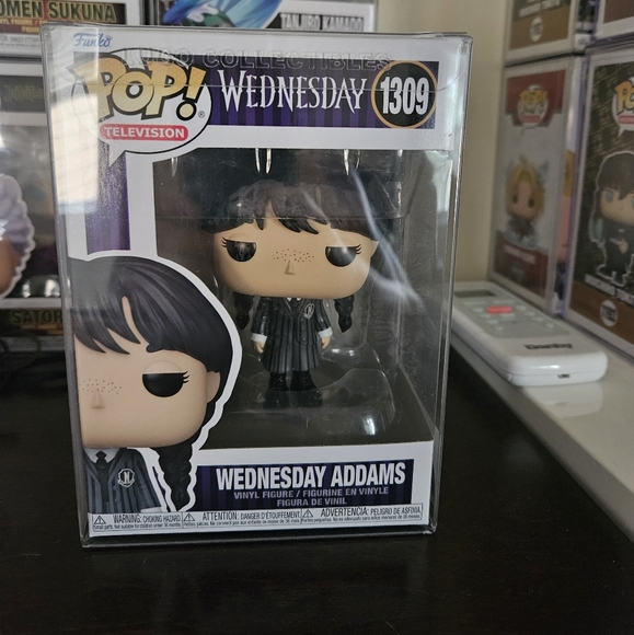 Wednesday Addams funko pop - Picture 2 of 5